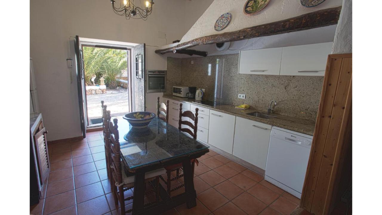 Villa Daniel 5 Mins By Taxi Into Ibiza Town Sant Jordi de ses Salines Екстер'єр фото
